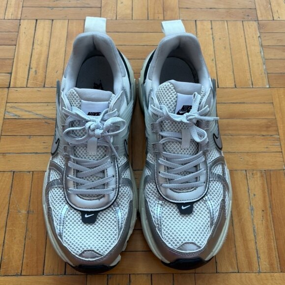 Nike V2K Run - Picture 7 of 11